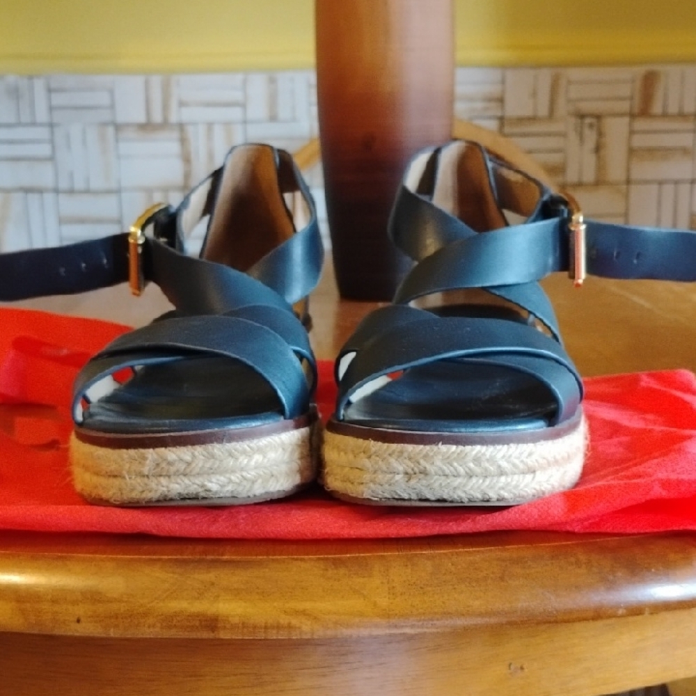 Michael Kors Blue Leather Sandals Gold Hardware Good Condition Very Comfortable